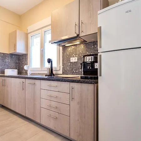 Dionysos Appartement *