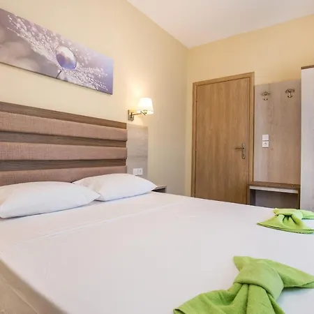 Dionysos Appartement *